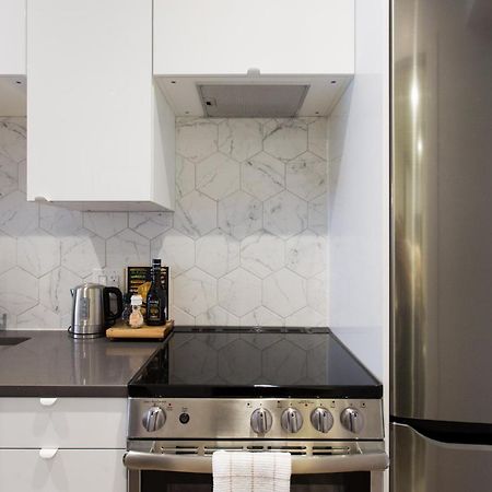 מונטריאול Romantic Studio In The Heart Of Little Italy By Den Stays מראה חיצוני תמונה