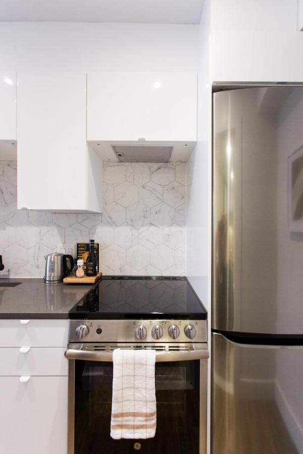 מונטריאול Romantic Studio In The Heart Of Little Italy By Den Stays מראה חיצוני תמונה