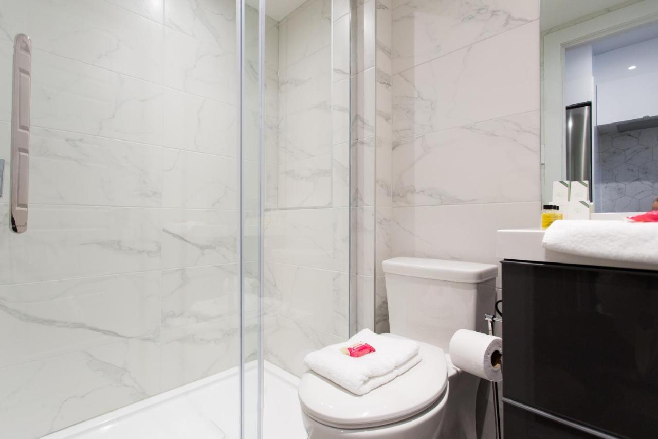 מונטריאול Romantic Studio In The Heart Of Little Italy By Den Stays מראה חיצוני תמונה
