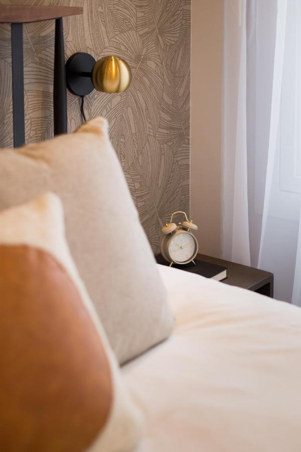 מונטריאול Romantic Studio In The Heart Of Little Italy By Den Stays מראה חיצוני תמונה