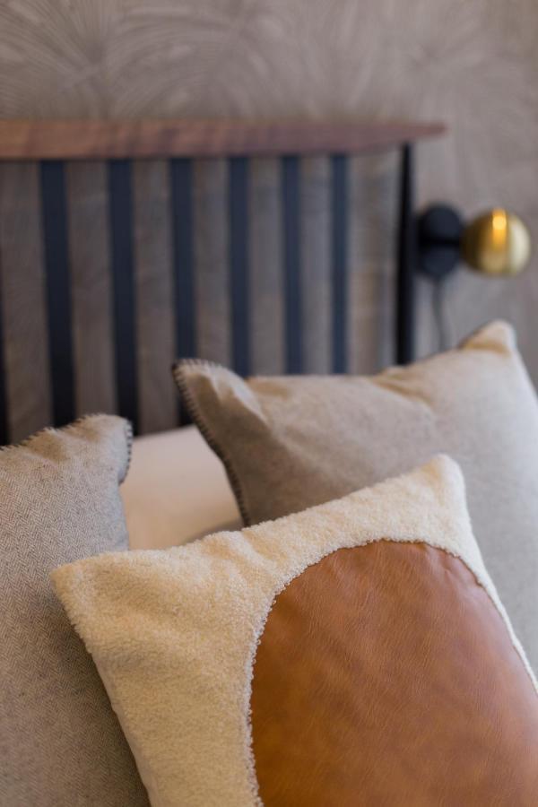 מונטריאול Romantic Studio In The Heart Of Little Italy By Den Stays מראה חיצוני תמונה